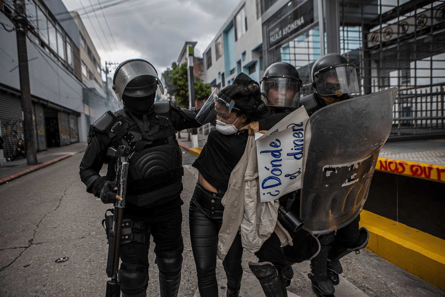 Cómo se reprime en Guatemala: el negocio de los gases lacrimógenos y pimienta